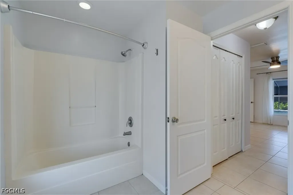 1417 NE 13th Street Cape Coral FL 33909