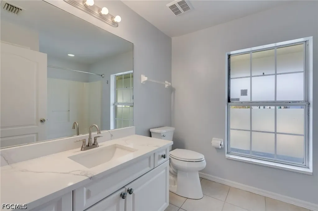 1417 NE 13th Street Cape Coral FL 33909