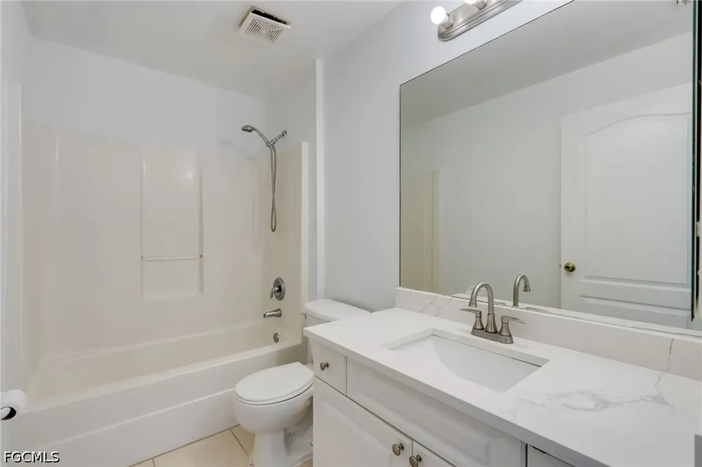 1417 NE 13th Street Cape Coral FL 33909