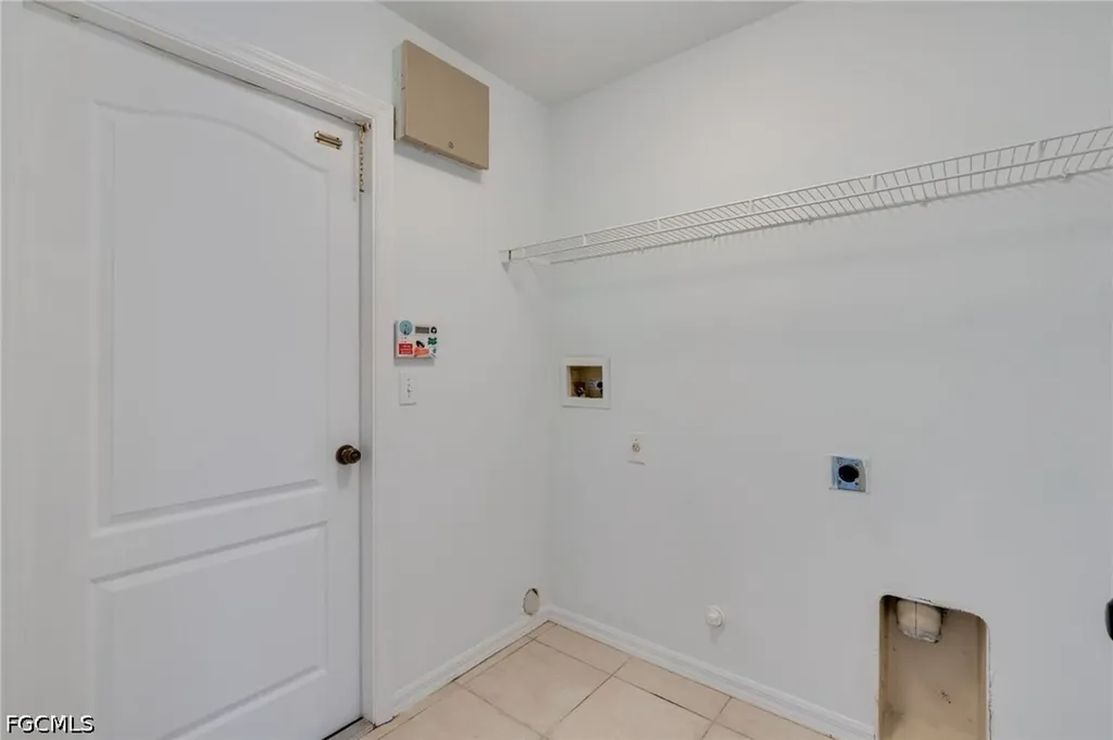 1417 NE 13th Street Cape Coral FL 33909