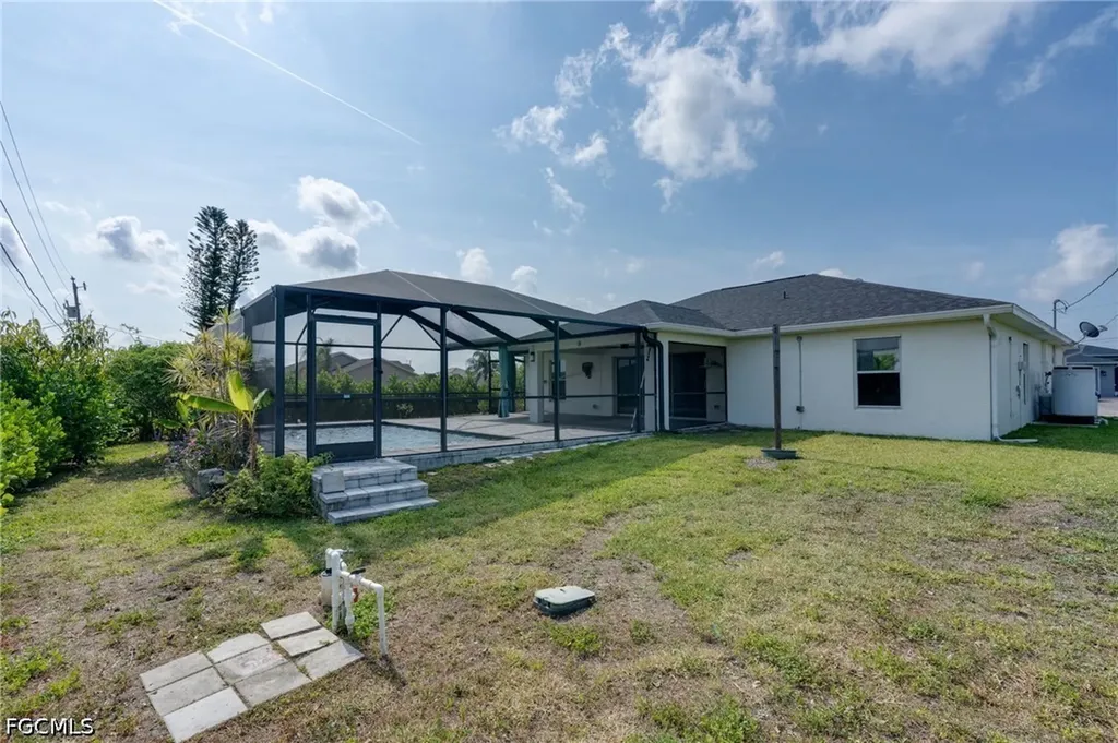 1417 NE 13th Street Cape Coral FL 33909