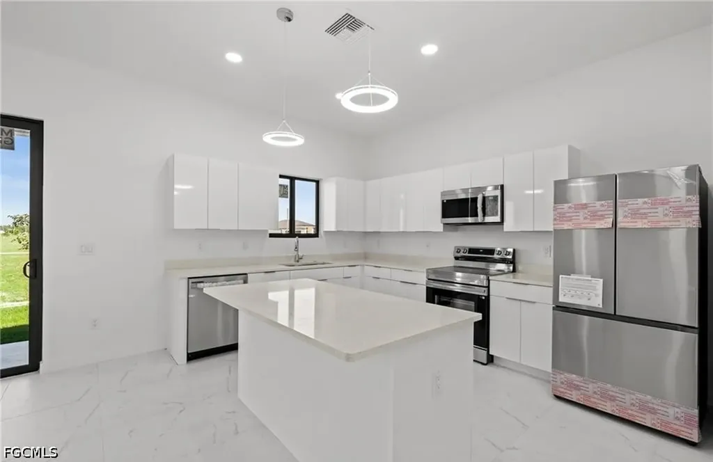 4105 NW 38th Terrace Cape Coral FL 33993