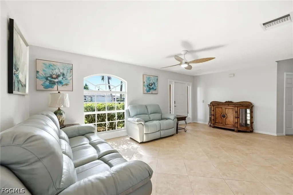 4116 SW 6th Place Cape Coral FL 33914