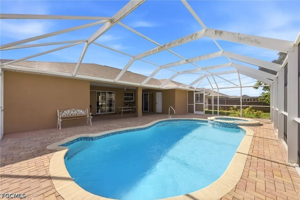 4116 SW 6th Place Cape Coral FL 33914