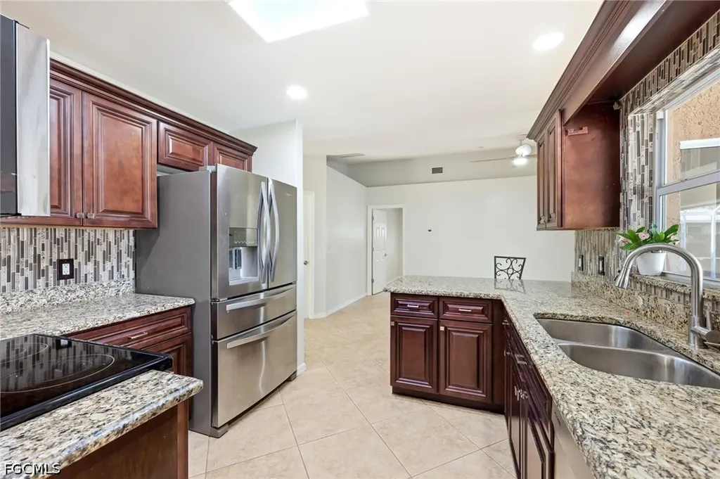 4116 SW 6th Place Cape Coral FL 33914