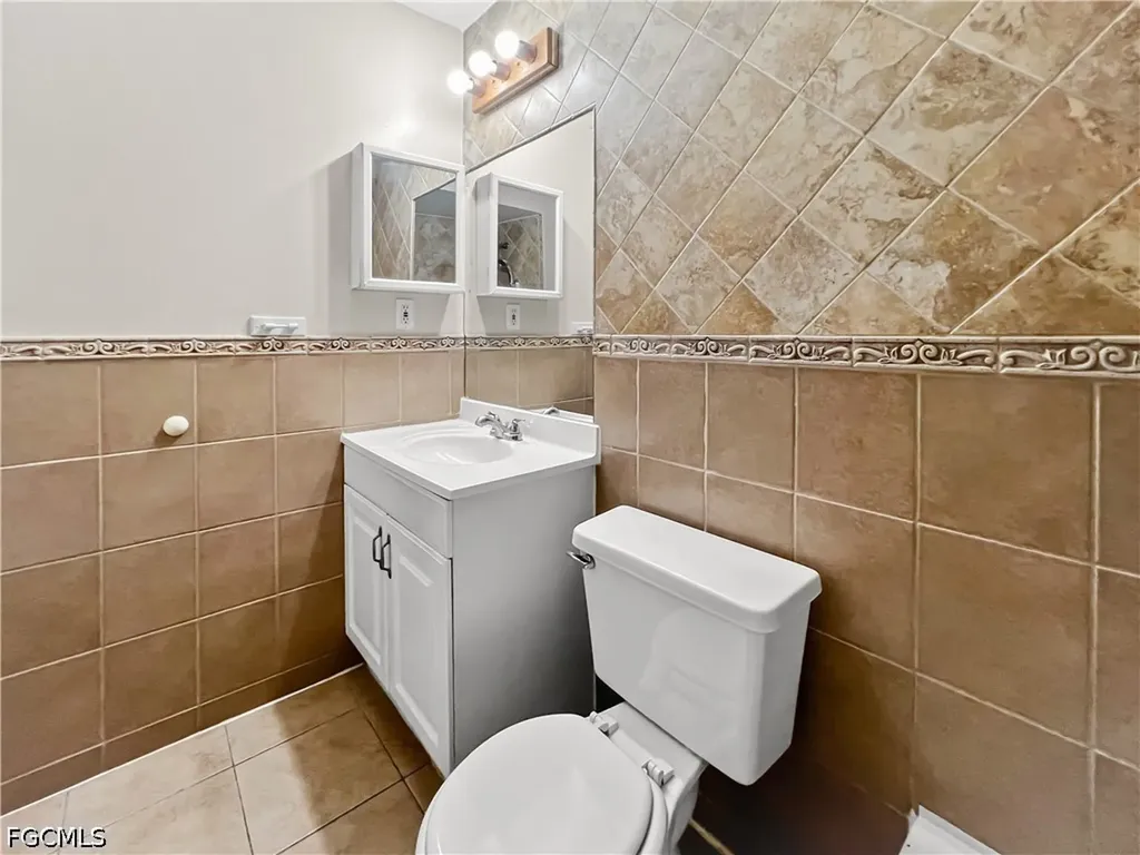 2704 Owen Avenue Lehigh Acres FL 33973