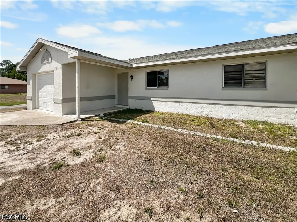 2704 Owen Avenue Lehigh Acres FL 33973