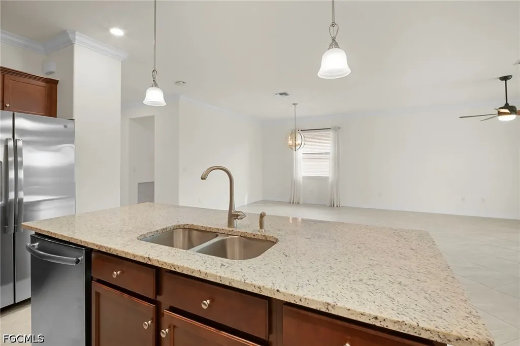 14542 Monrovia Lane Fort Myers FL 33905