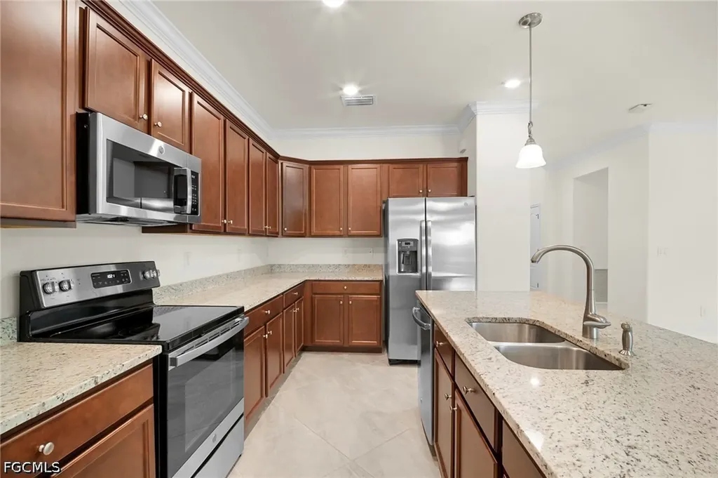 14542 Monrovia Lane Fort Myers FL 33905