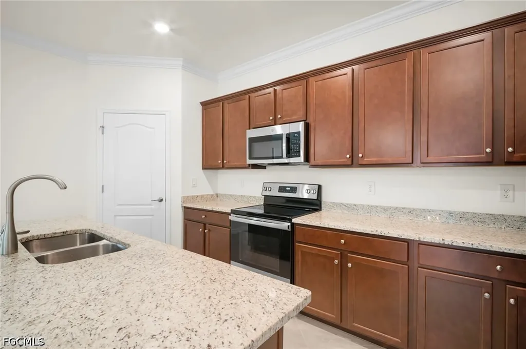 14542 Monrovia Lane Fort Myers FL 33905