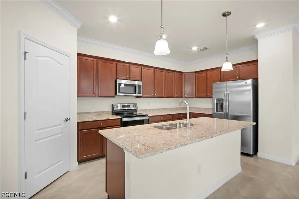 14542 Monrovia Lane Fort Myers FL 33905