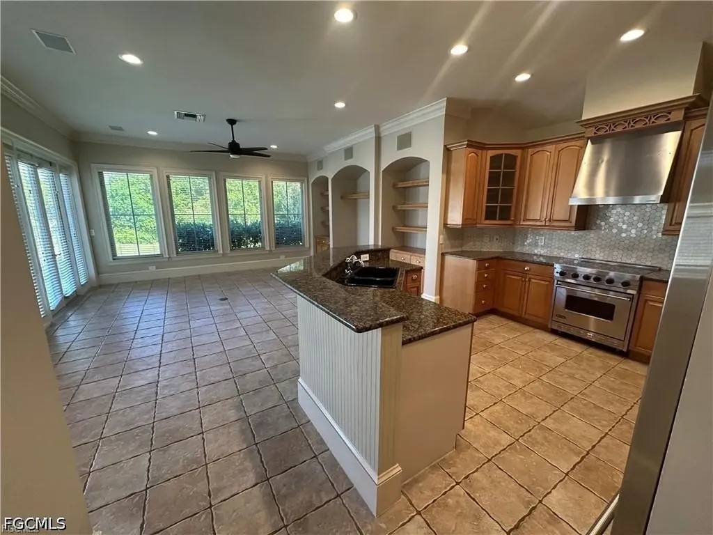 10020 Magnolia Pointe Fort Myers FL 33919