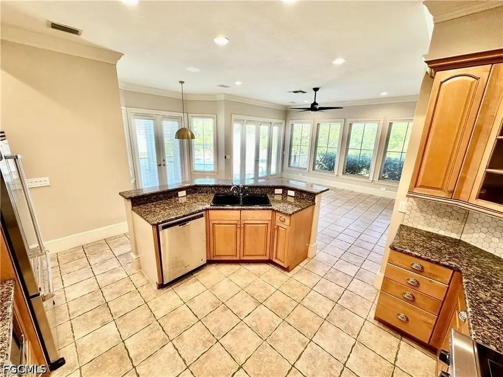 10020 Magnolia Pointe Fort Myers FL 33919