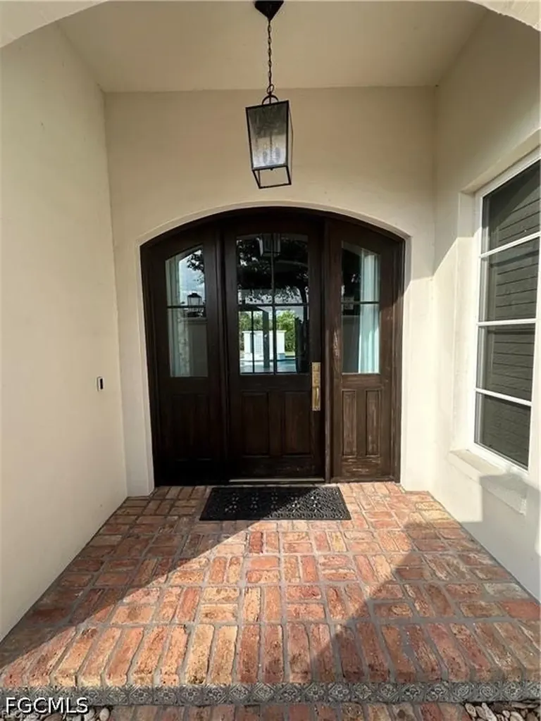 10020 Magnolia Pointe Fort Myers FL 33919