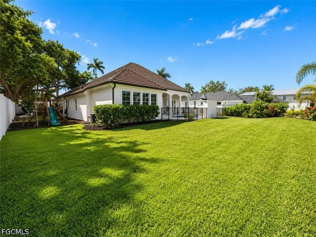 10020 Magnolia Pointe Fort Myers FL 33919