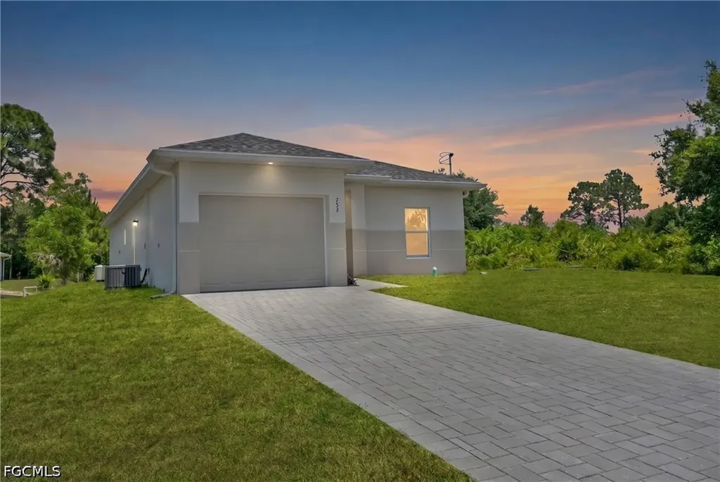 753 Chelsea Avenue S Lehigh Acres FL 33974