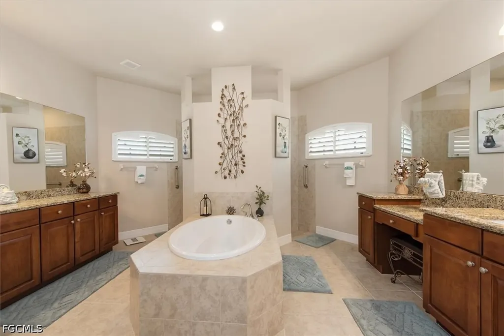 1614 NW 43rd Avenue Cape Coral FL 33993