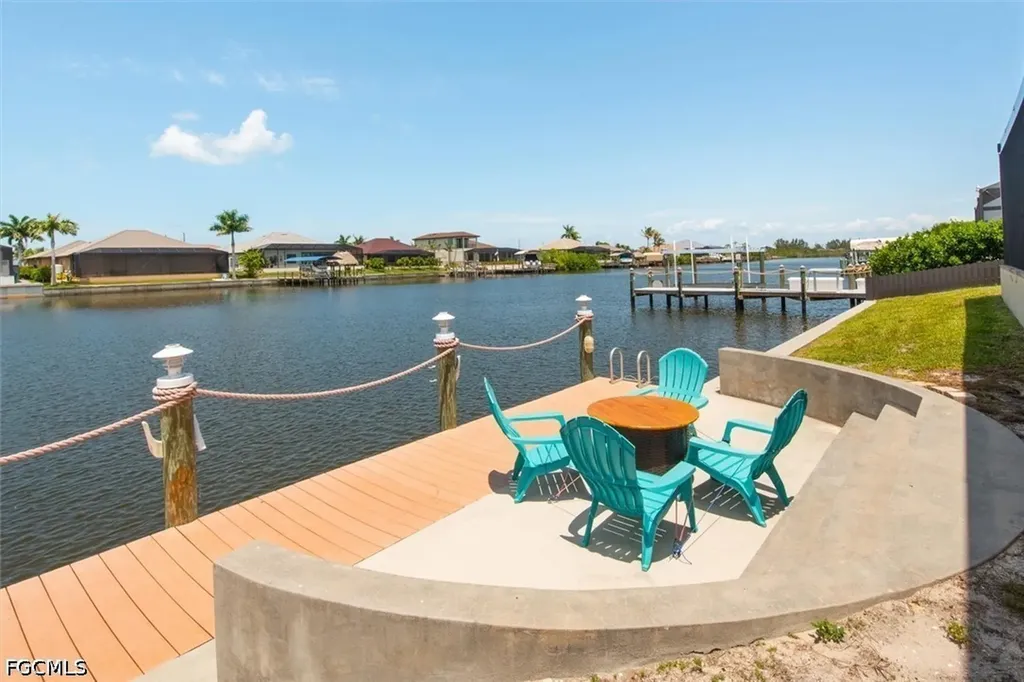 1614 NW 43rd Avenue Cape Coral FL 33993