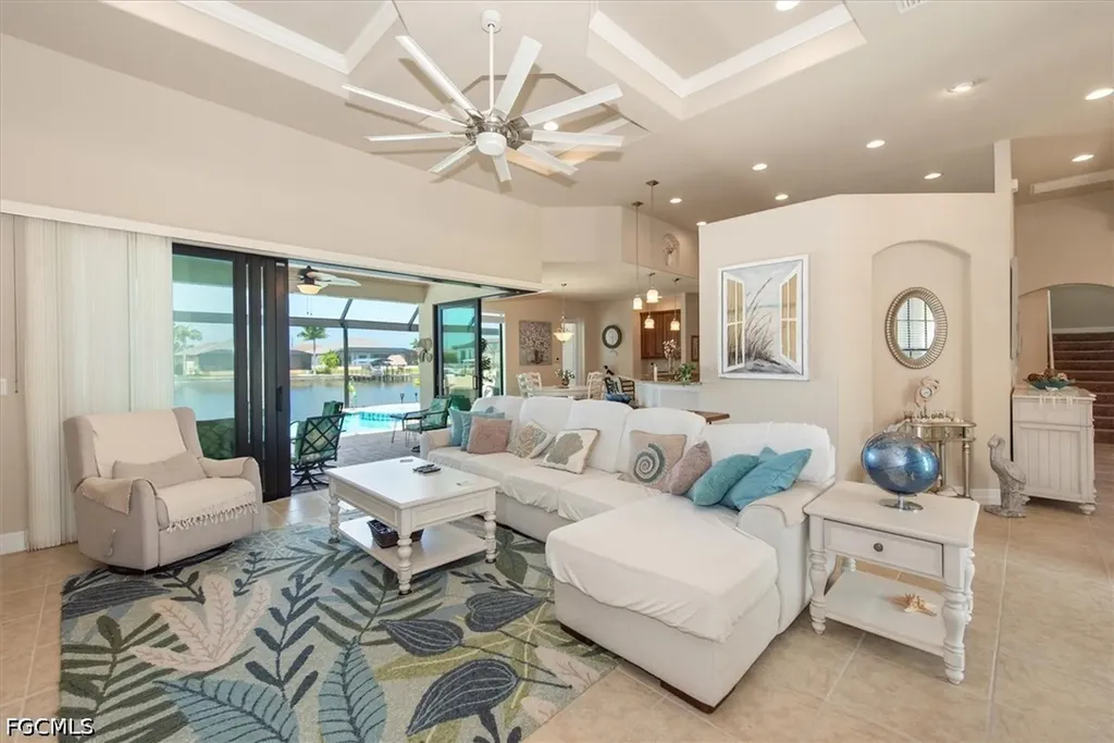 1614 NW 43rd Avenue Cape Coral FL 33993