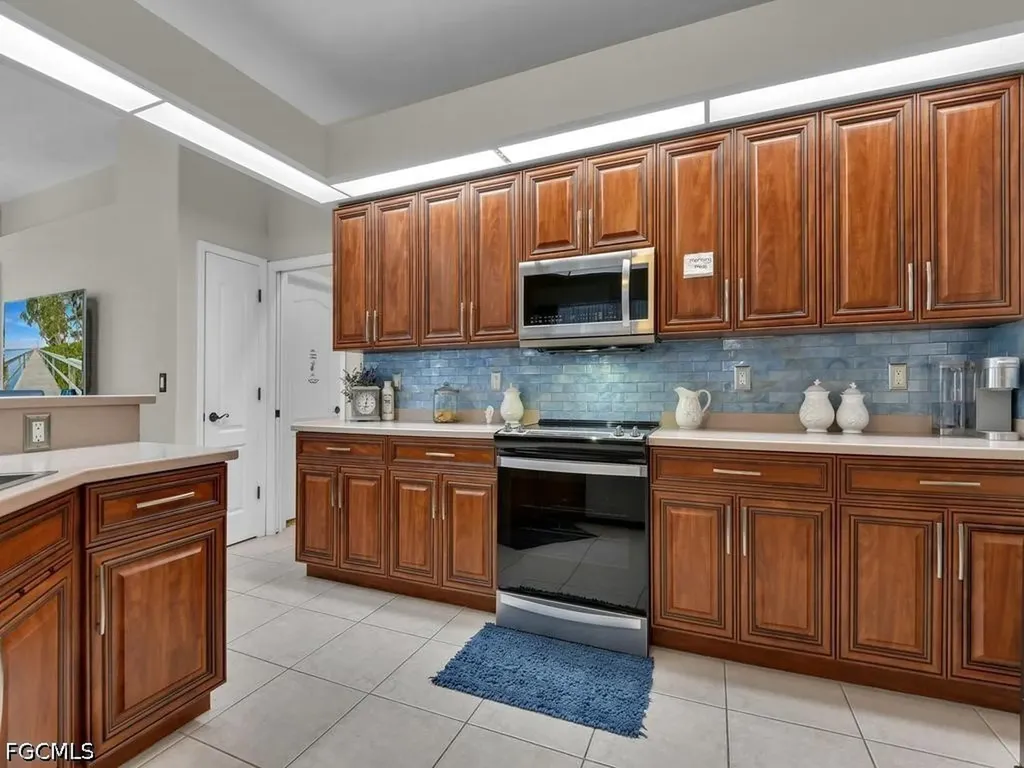 505 SE 29th Street Cape Coral FL 33904