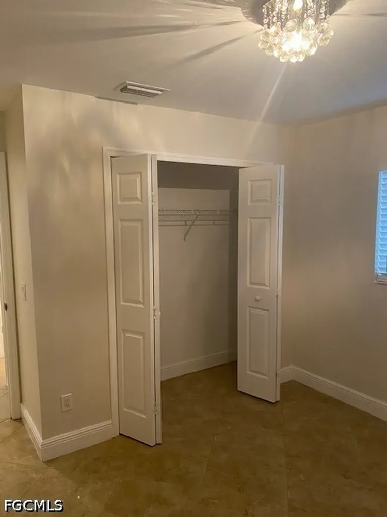 1626 NE 35th Terrace Cape Coral FL 33909