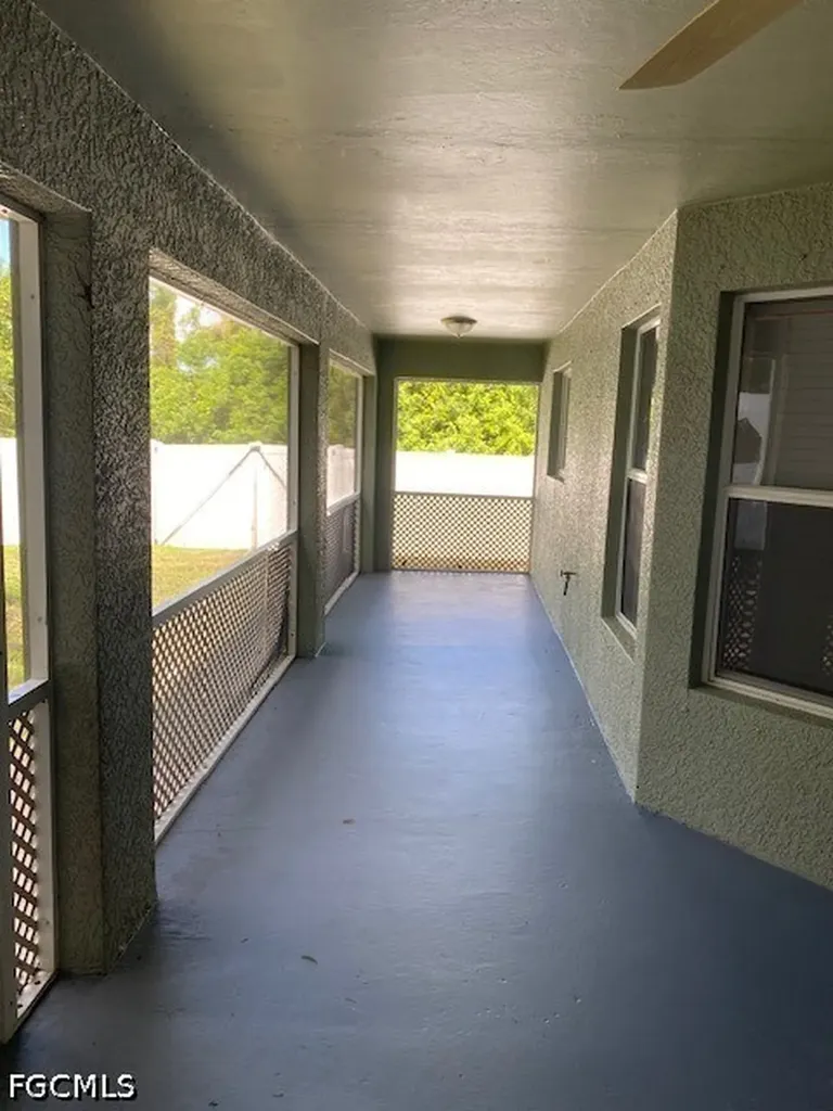 1626 NE 35th Terrace Cape Coral FL 33909