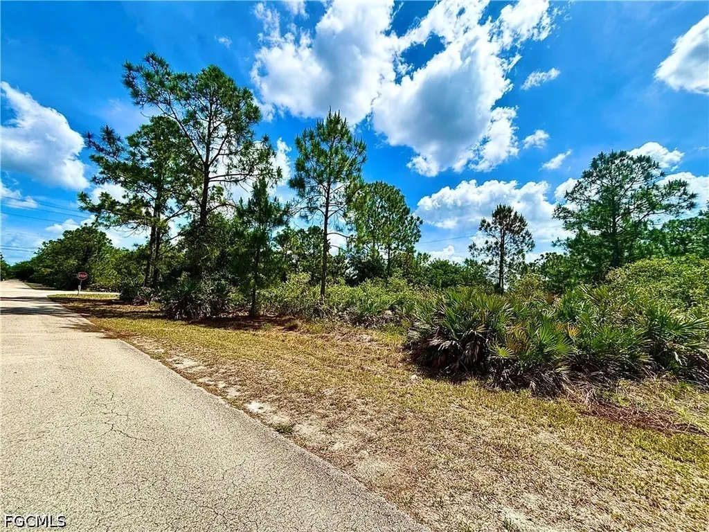 1620 Hibiscus Avenue Lehigh Acres FL 33972