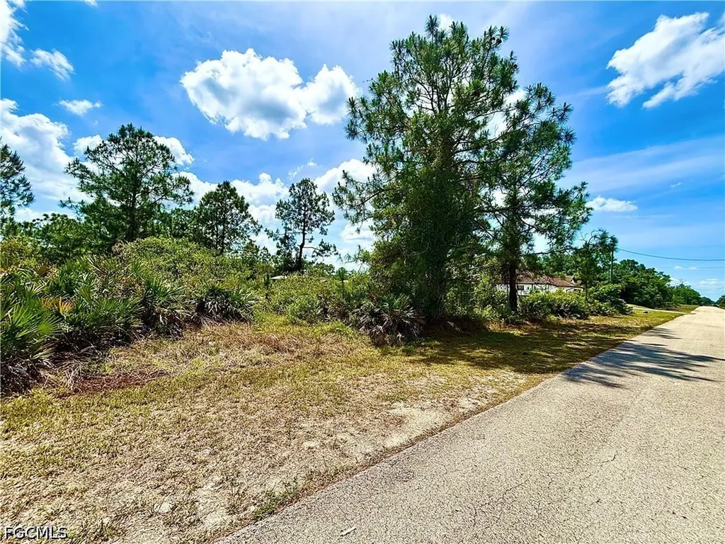 1620 Hibiscus Avenue Lehigh Acres FL 33972
