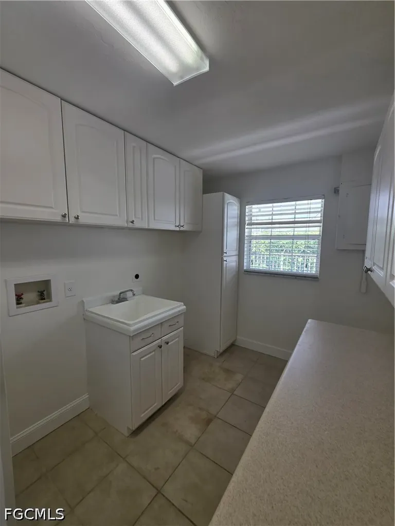 1038 SE 30th Street Cape Coral FL 33904