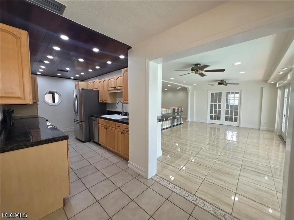 1038 SE 30th Street Cape Coral FL 33904