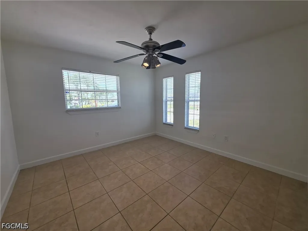 1038 SE 30th Street Cape Coral FL 33904