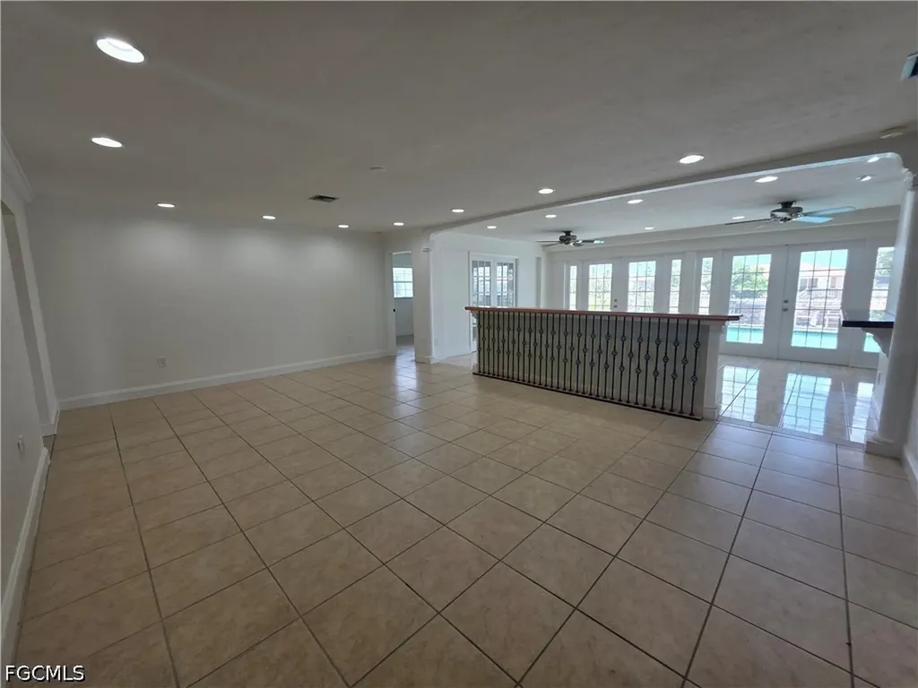 1038 SE 30th Street Cape Coral FL 33904