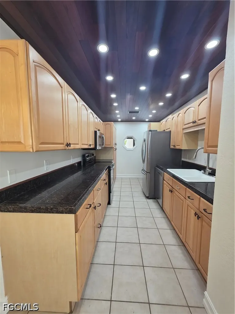 1038 SE 30th Street Cape Coral FL 33904