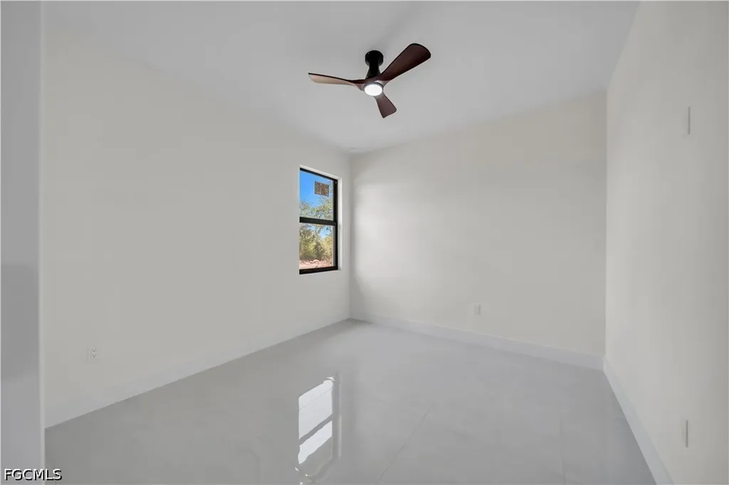 711 Gleason Parkway Cape Coral FL 33914