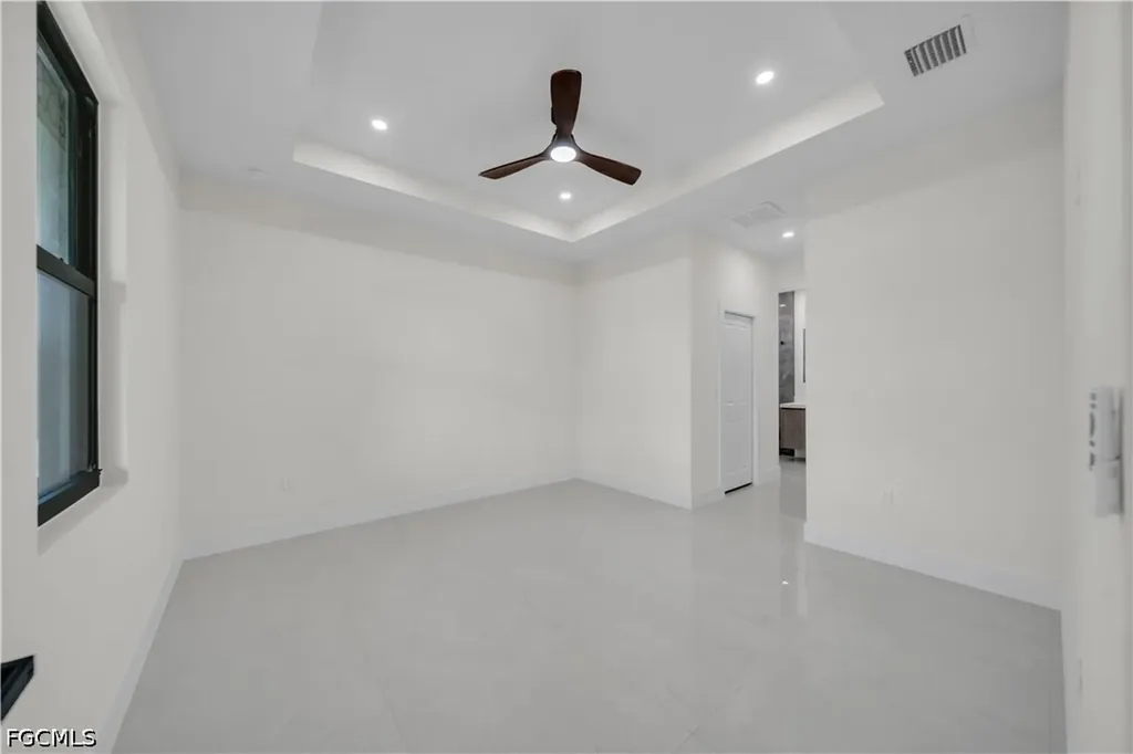 711 Gleason Parkway Cape Coral FL 33914