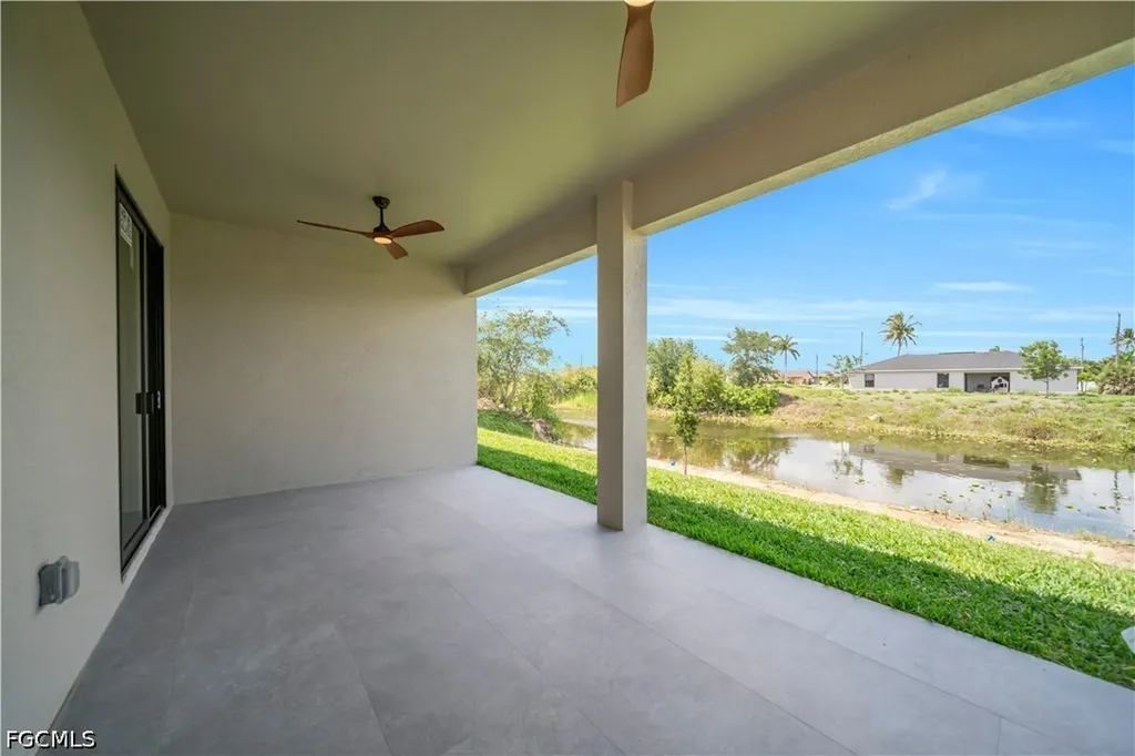711 Gleason Parkway Cape Coral FL 33914