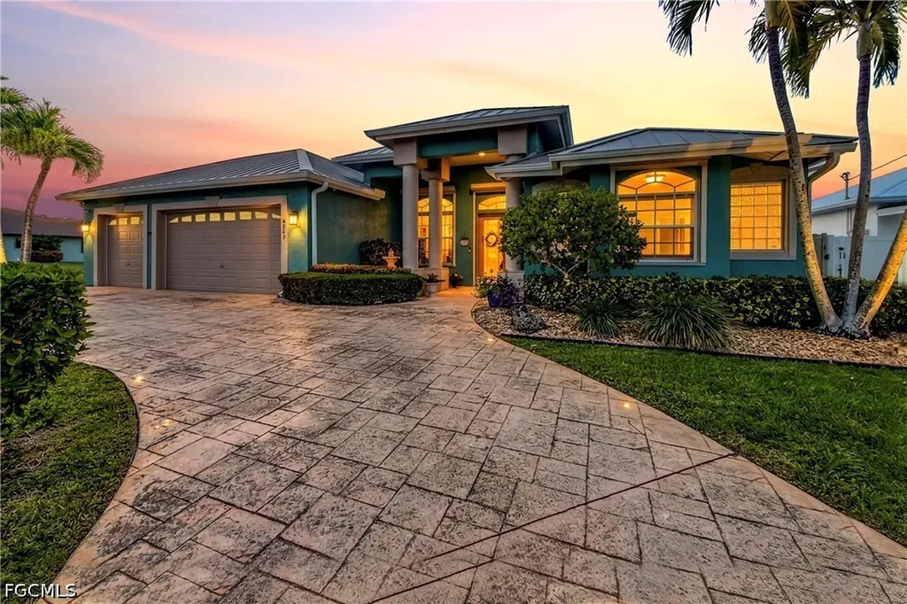 4203 Pelican Boulevard Cape Coral FL 33914