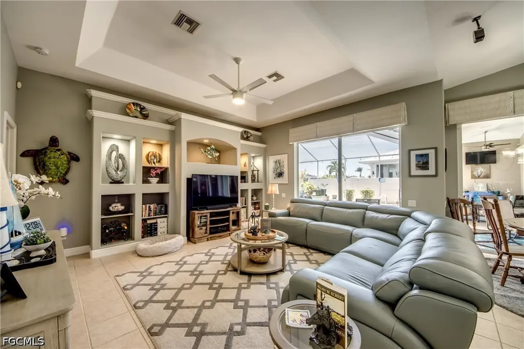 4203 Pelican Boulevard Cape Coral FL 33914