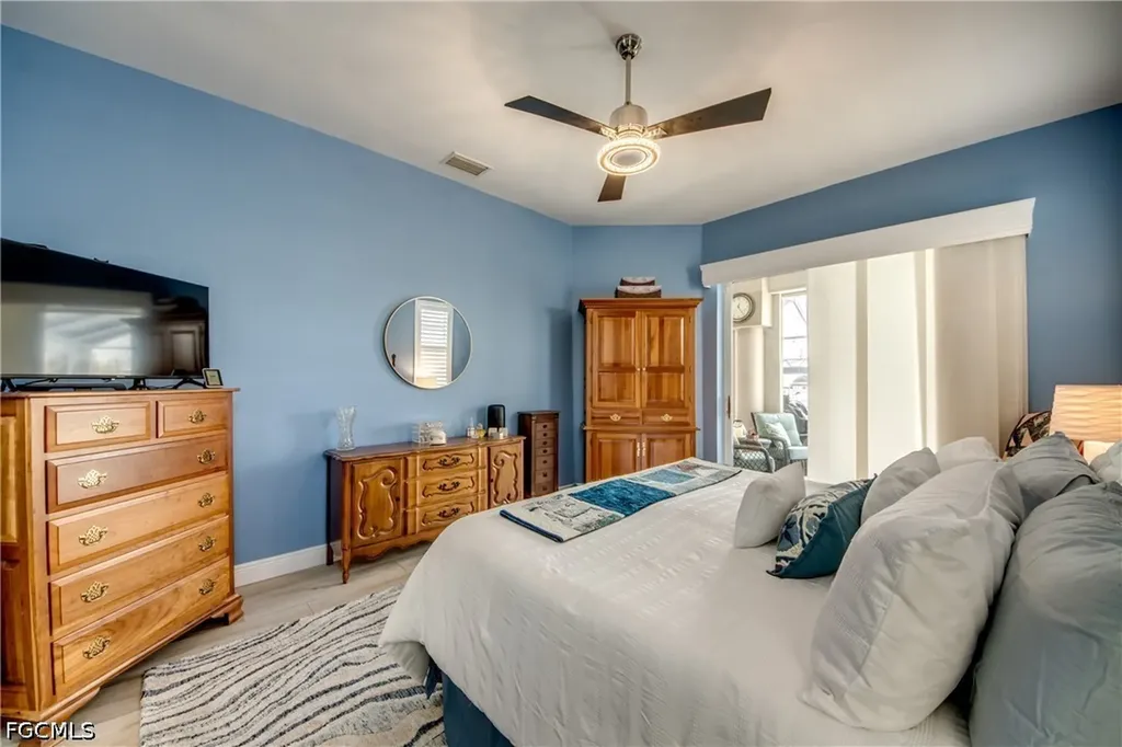 4203 Pelican Boulevard Cape Coral FL 33914