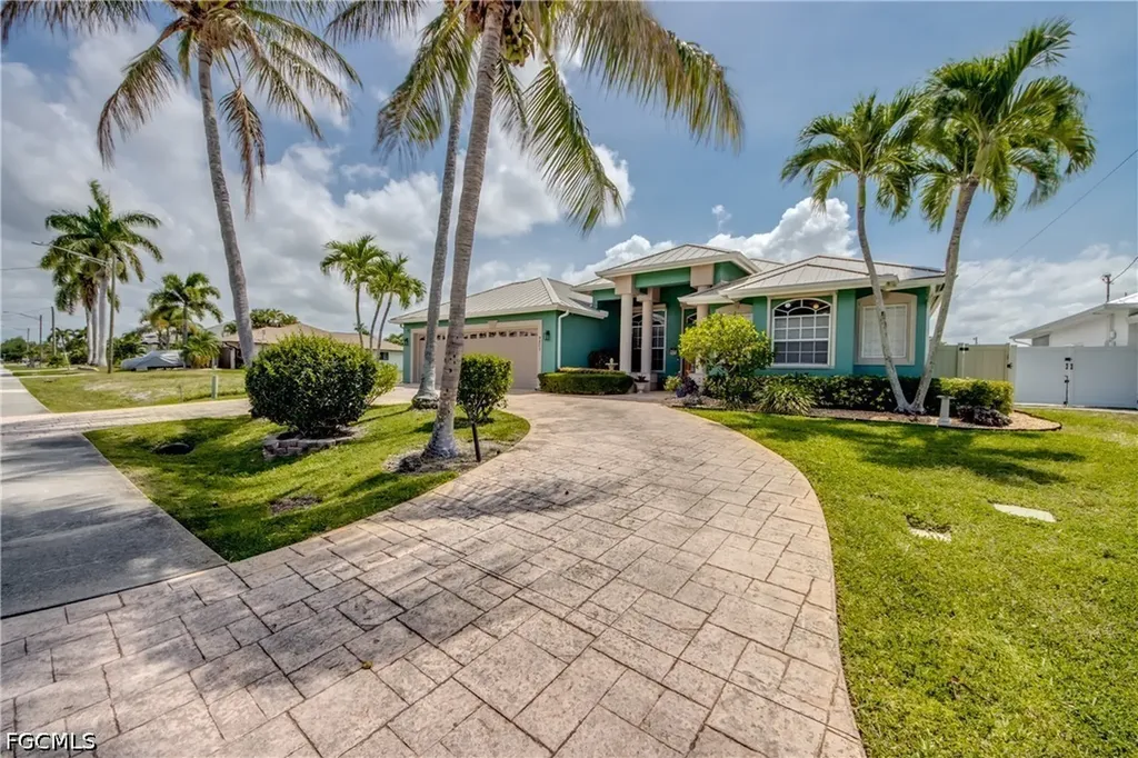 4203 Pelican Boulevard Cape Coral FL 33914