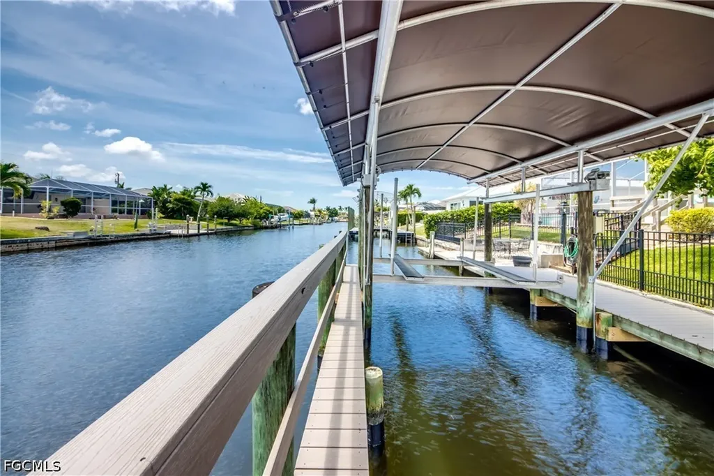 4203 Pelican Boulevard Cape Coral FL 33914