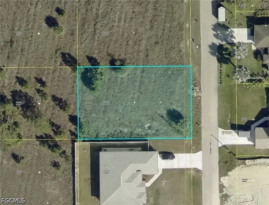 1028 Gunby Avenue S Lehigh Acres FL 33974