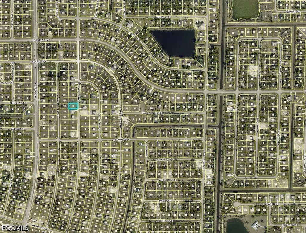 1028 Gunby Avenue S Lehigh Acres FL 33974
