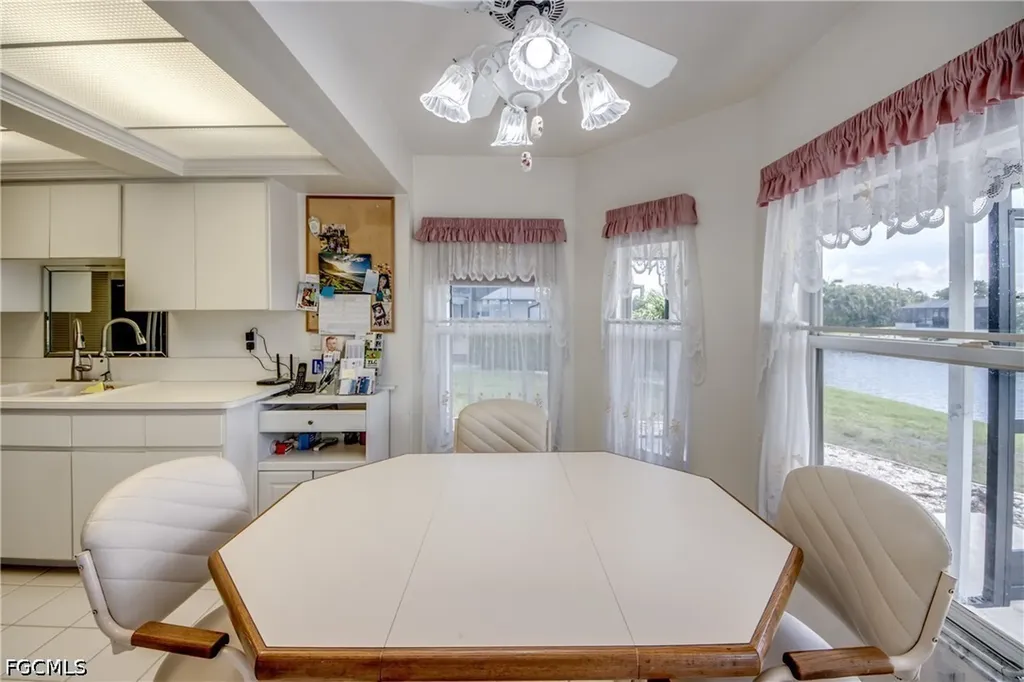 4327 SW 2nd Avenue Cape Coral FL 33914