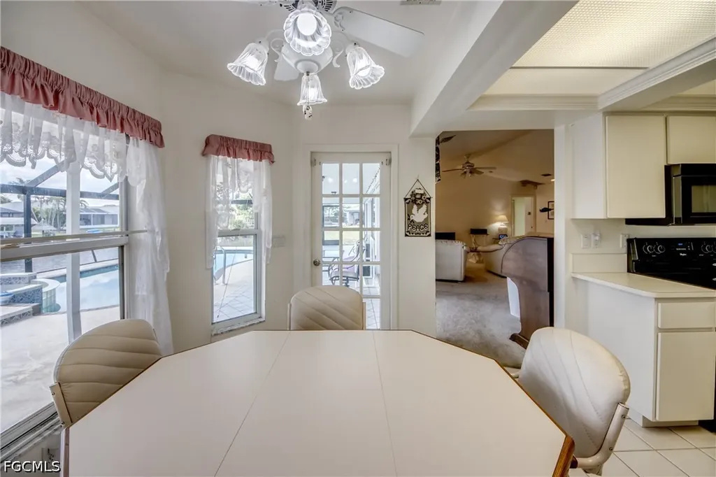 4327 SW 2nd Avenue Cape Coral FL 33914
