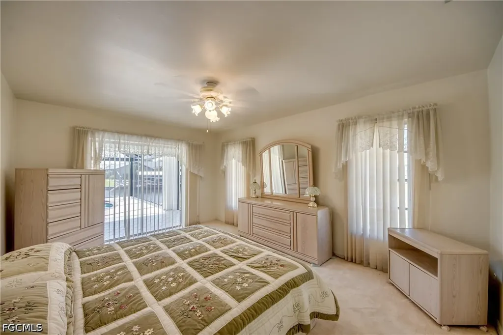 4327 SW 2nd Avenue Cape Coral FL 33914
