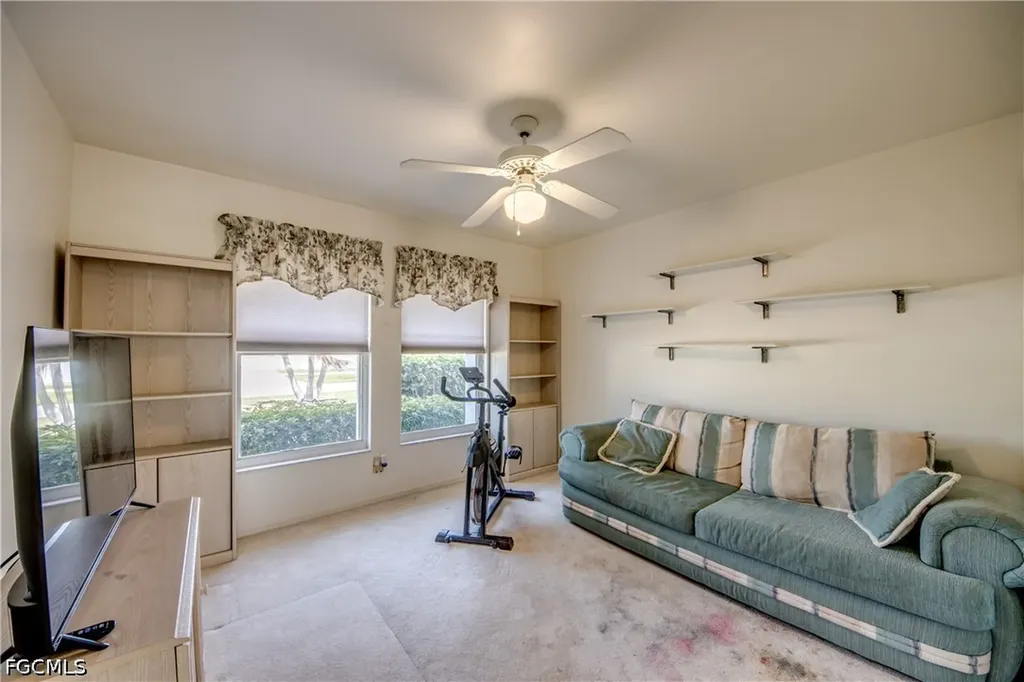 4327 SW 2nd Avenue Cape Coral FL 33914