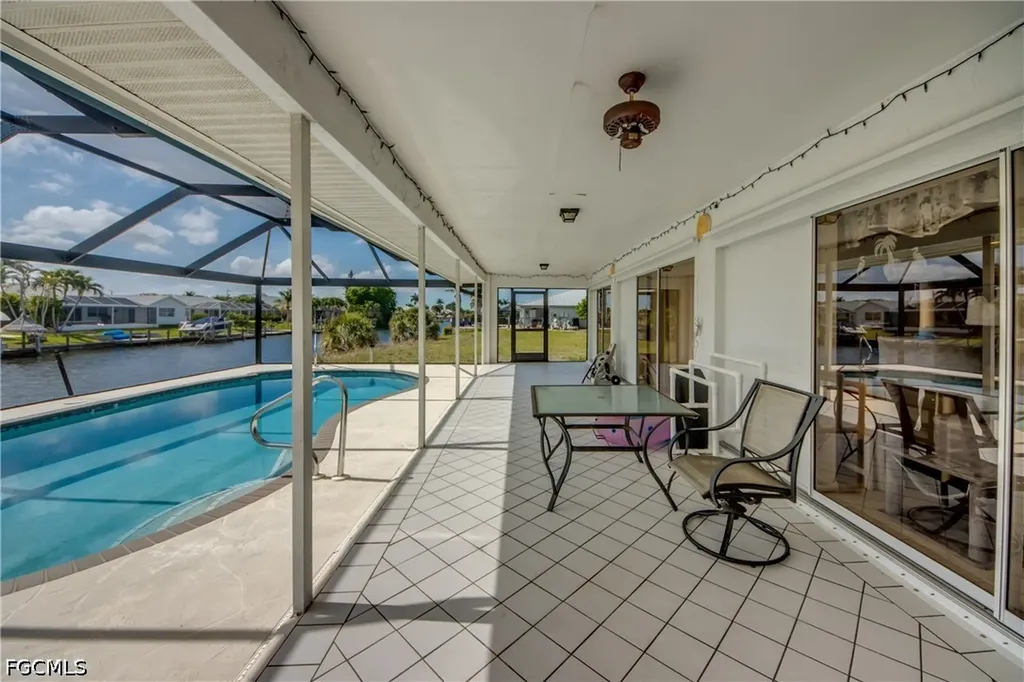 4327 SW 2nd Avenue Cape Coral FL 33914