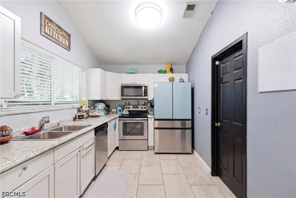 4022 E Sunflower Circle Labelle FL 33935