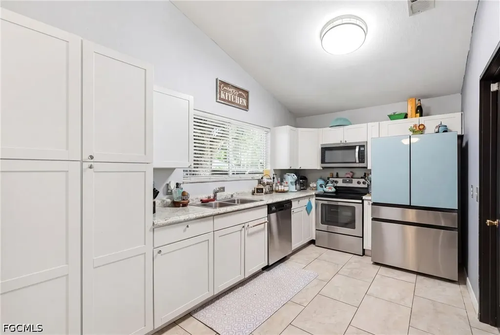 4022 E Sunflower Circle Labelle FL 33935